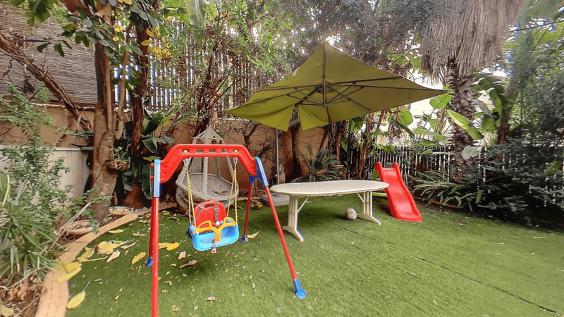למכירה: בית פרטי נדיר בכפר גנים פתח תקווה
